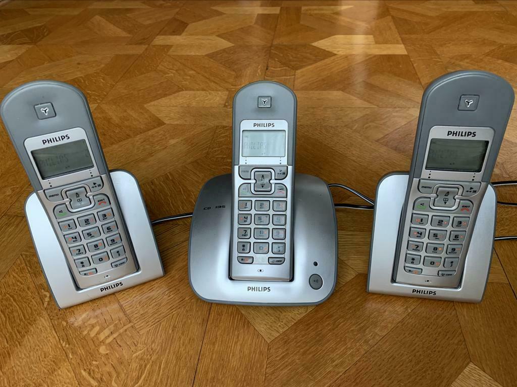 Set de trois téléphones Philips