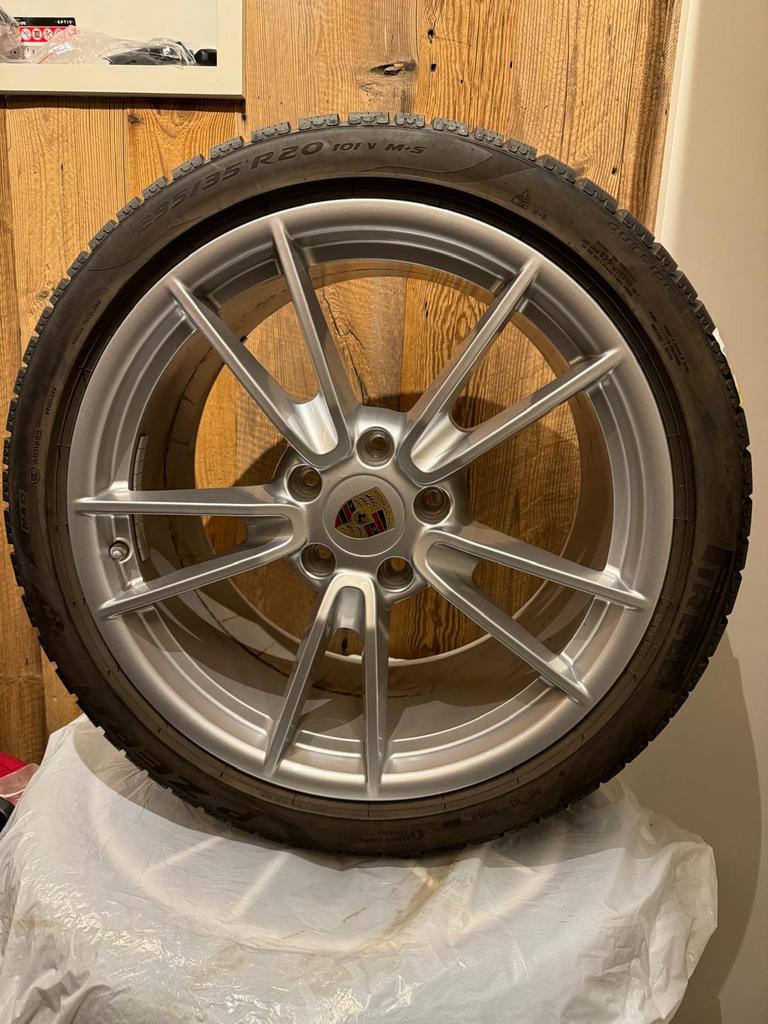 Winterbanden met velg Porsche 992, Auto-onderdelen, Ophalen, 295 mm, Banden en Velgen, Nieuw