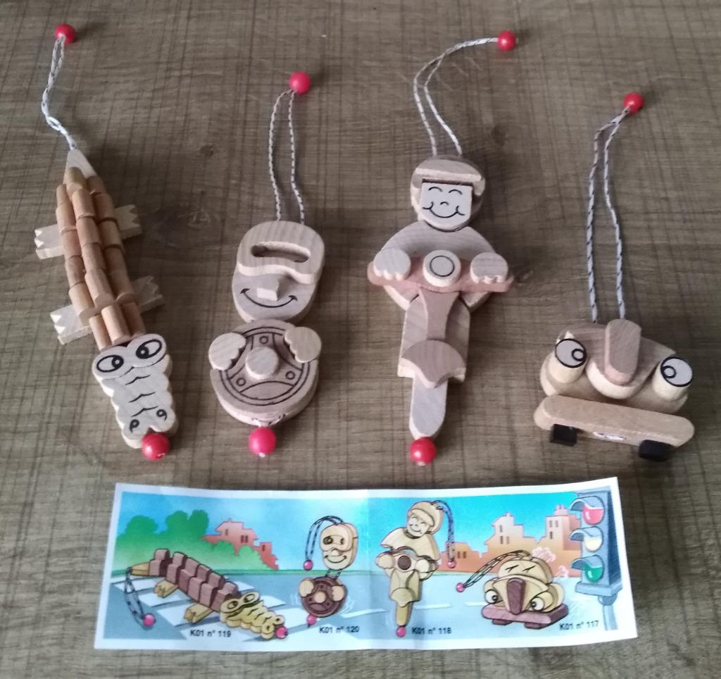 Houten verzamelfiguurtjes (Kindersurprise 2001) - volledige, Ophalen of Verzenden, Zo goed als nieuw