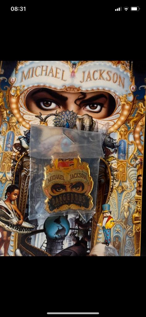 Épinglette rétro du Dangerous World Tour de Michael Jackson, Enlèvement ou Envoi, Comme neuf