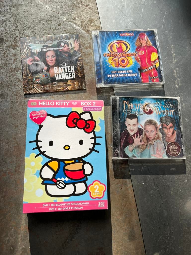 Pakket cd/dvd Mega Mindy, Nachtwacht, hello kitty, Enlèvement ou Envoi, Utilisé, Autres types, 6 à 9 ans