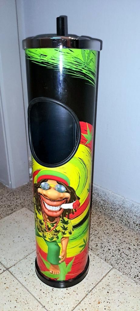 Cendrier sur pied poubelle 55cm à saisir ️️↙️, À pédale, Moins de 10 litres, Comme neuf, Enlèvement