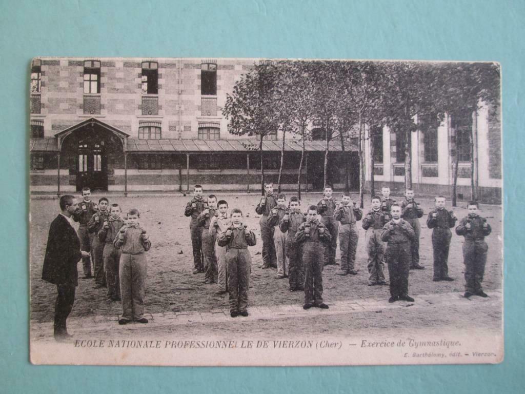 oude postkaart Vierzon, Envoi