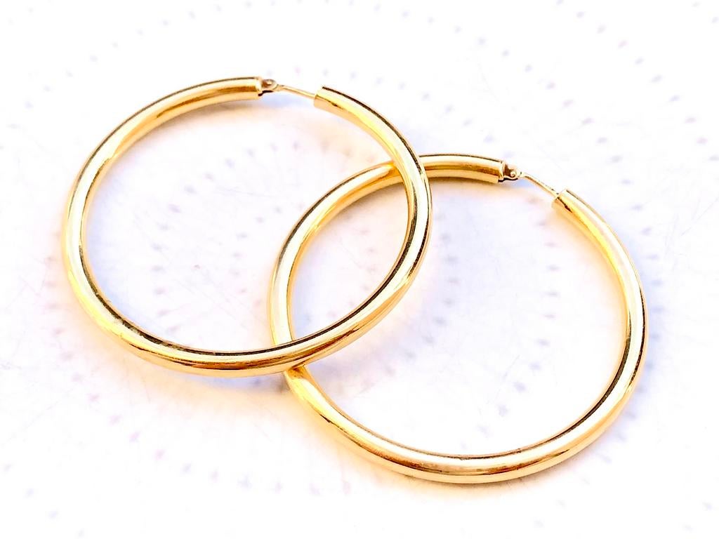 Grote 18k gouden oorringen, Handtassen en Accessoires, Piercings, Zo goed als nieuw, Goud, Ophalen of Verzenden