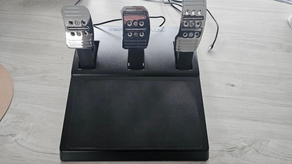 Thrustmaster T3PA (Enkel pedalenset), Ophalen of Verzenden, Zo goed als nieuw