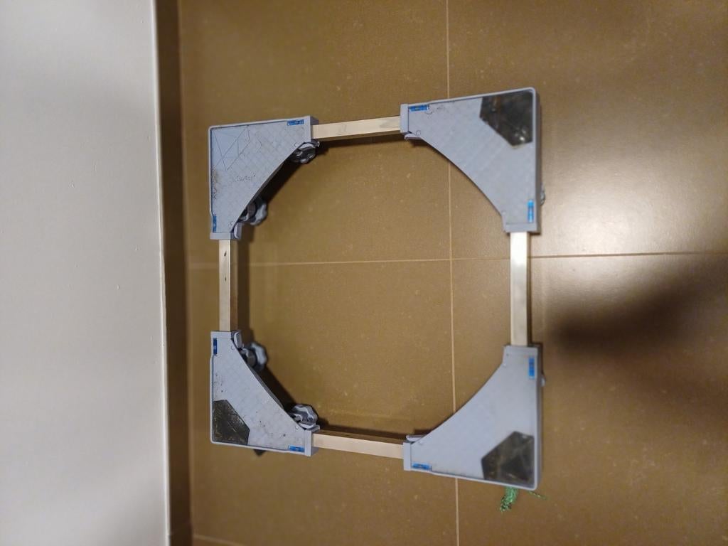 Réhausseur sur roulettes/stabilisateur pour machine à laver, Enlèvement, Comme neuf