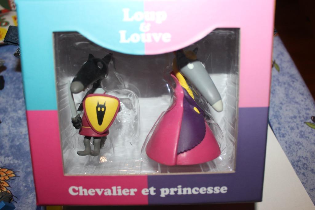 figurines loup & louve - auzou- chevalier et princesse, Enlèvement ou Envoi, Utilisé
