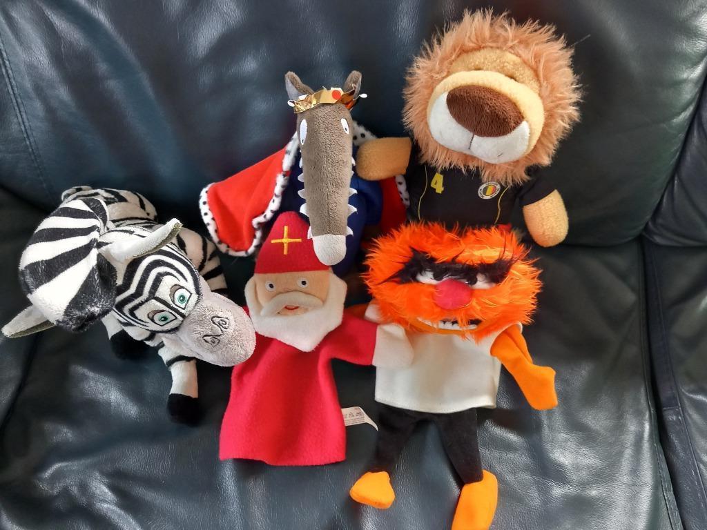 peluches et marionnette (ou achat à la pièce), Kinderen en Baby's, Speelgoed | Knuffels en Pluche, Zo goed als nieuw, Overige typen