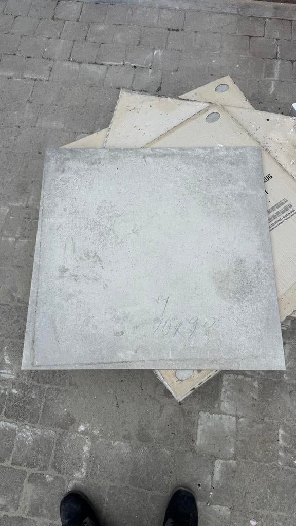 Lot tegels te koop, goed voor +-10m2, 90x90 met plinten, Ophalen, Zo goed als nieuw