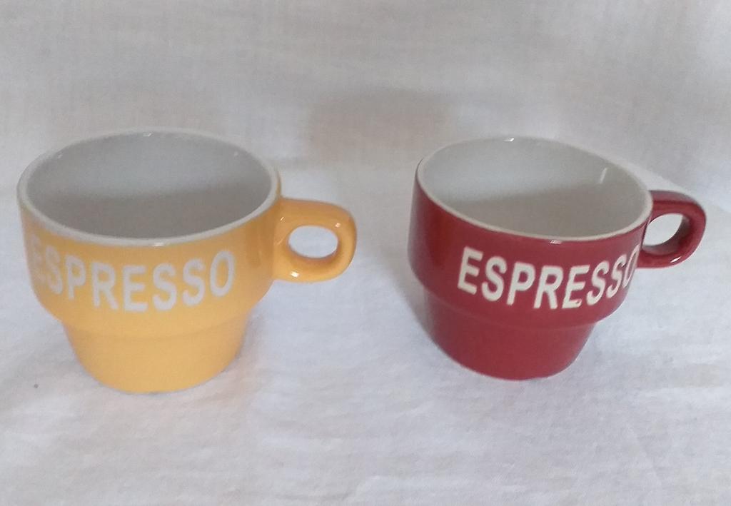 2 espressokopjes, Huis en Inrichting, Keuken | Servies, Ophalen of Verzenden, Zo goed als nieuw