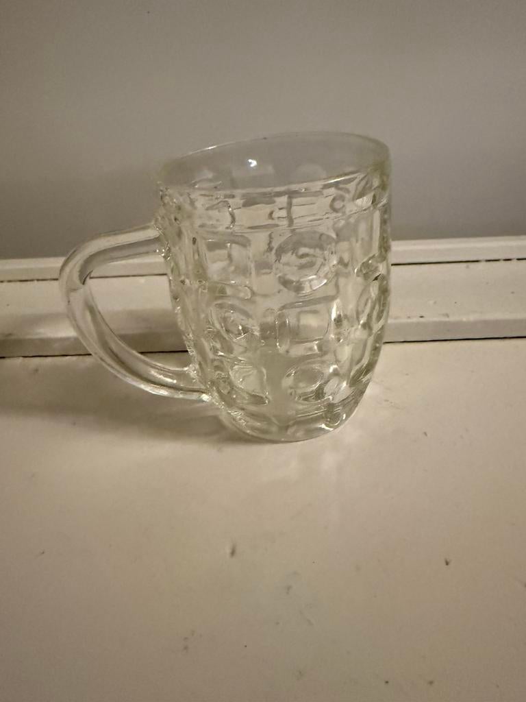 Bierglas met handvat, Verzamelen, Glas en Drinkglazen, Zo goed als nieuw, Bierglas, Ophalen of Verzenden