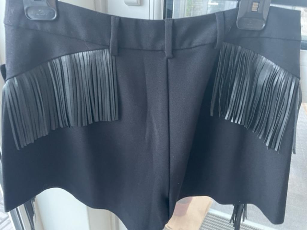 Sisley short zwart/ leren franjes M42 Nieuw, Maat 38/40 (M), Kort, Zwart, Sisley