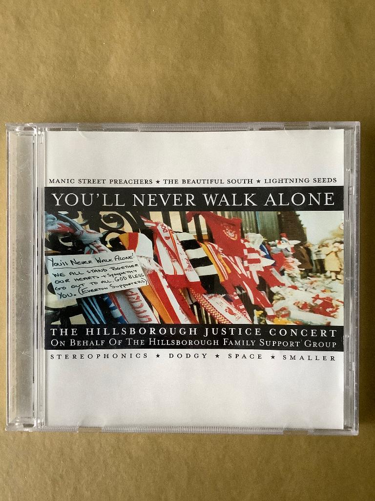 You''ll never walk alone - The Hillsborough justice concert, Ophalen of Verzenden, Zo goed als nieuw, Overige typen