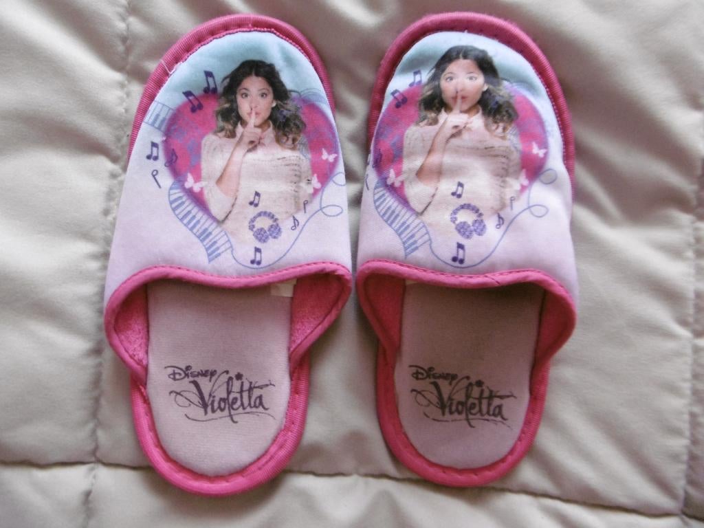 Violetta 33 pantoffels, Gebruikt, Meisje, Schoenen, Ophalen of Verzenden