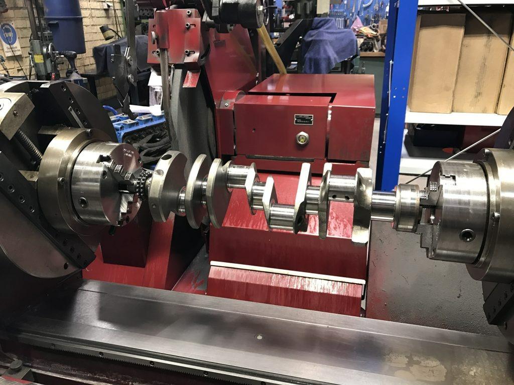 Revisie van marine motoren voor Pleziervaart en beroepsvaart, Ophalen, Zo goed als nieuw, Motor en Techniek