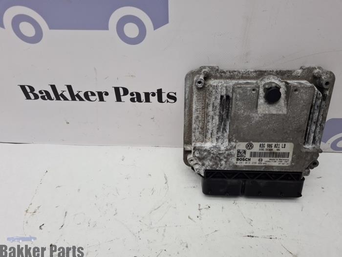 Ordinateur gestion moteur d'un Skoda Octavia, Autos : Pièces & Accessoires, Électronique & Câbles, Skoda, Utilisé, 3 mois de garantie