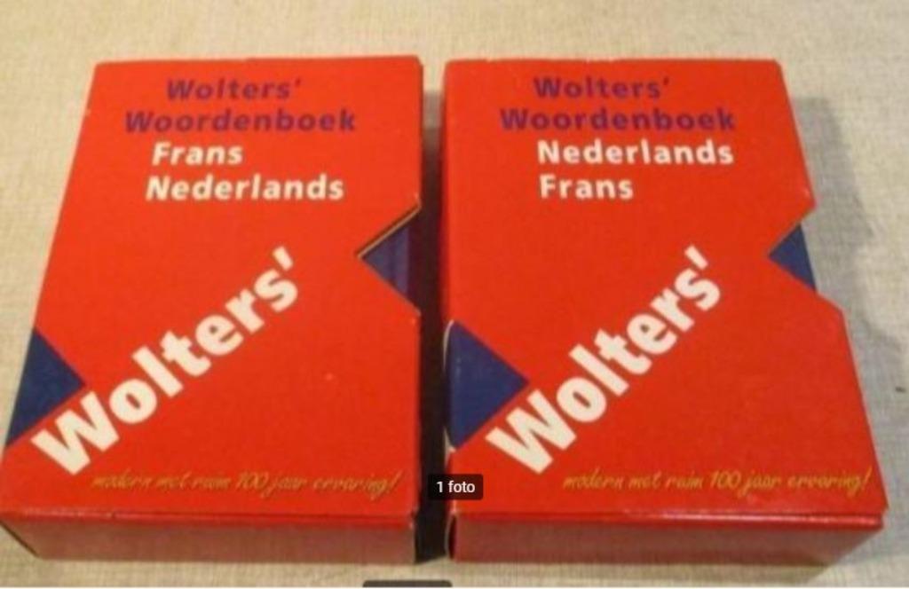 2 Woordenboeken Nederlands-Frans en omgekeerd - Wolters, Ophalen of Verzenden, Zo goed als nieuw, Frans