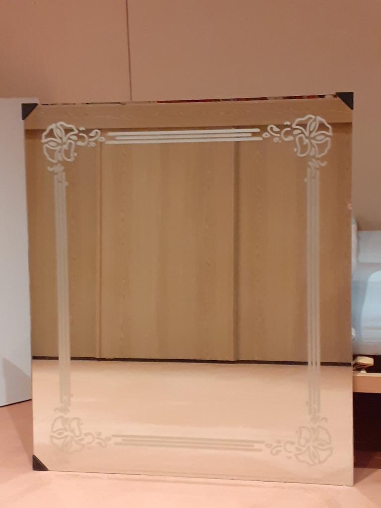 MIROIR (décoré), Maison & Meubles, Salle de bain | Meubles de Salle de bain, Comme neuf, Lavabo ou Évier, 100 à 150 cm, 50 à 100 cm