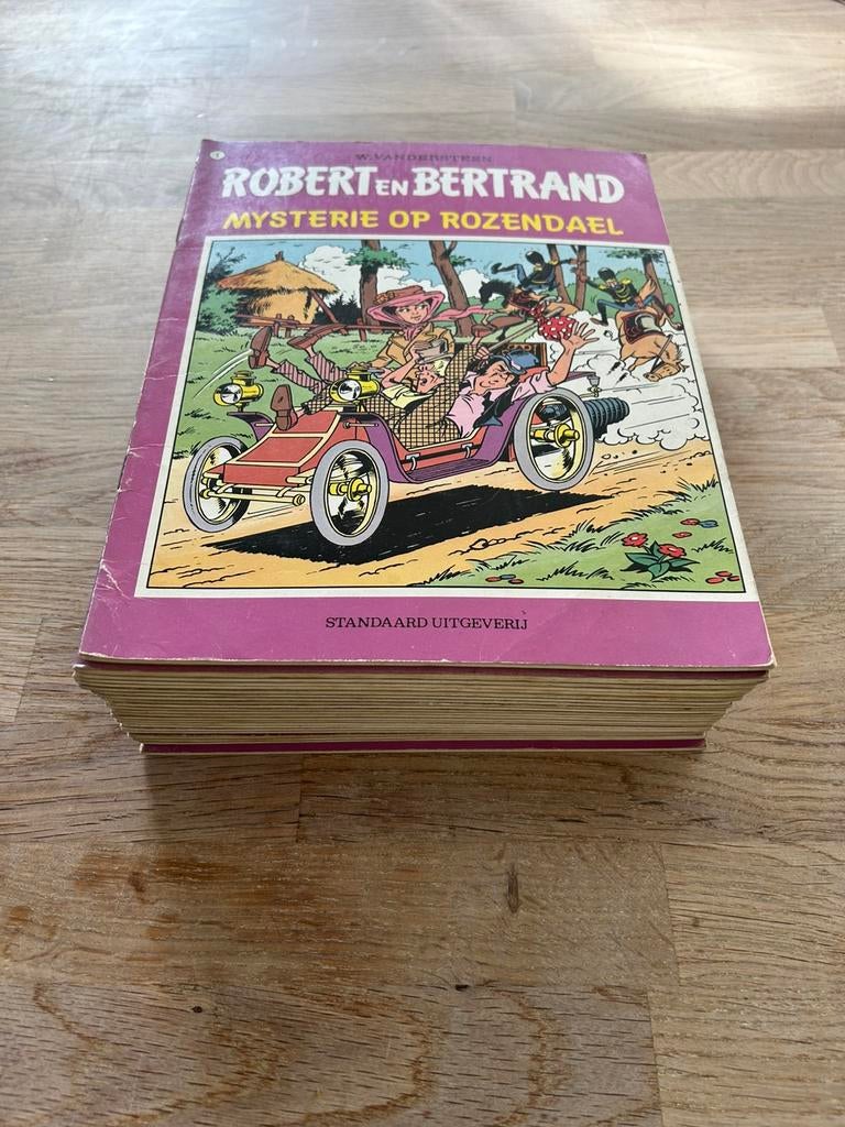 Robert en Bertrand strips bundel, Meerdere stripboeken, Ophalen, Gelezen