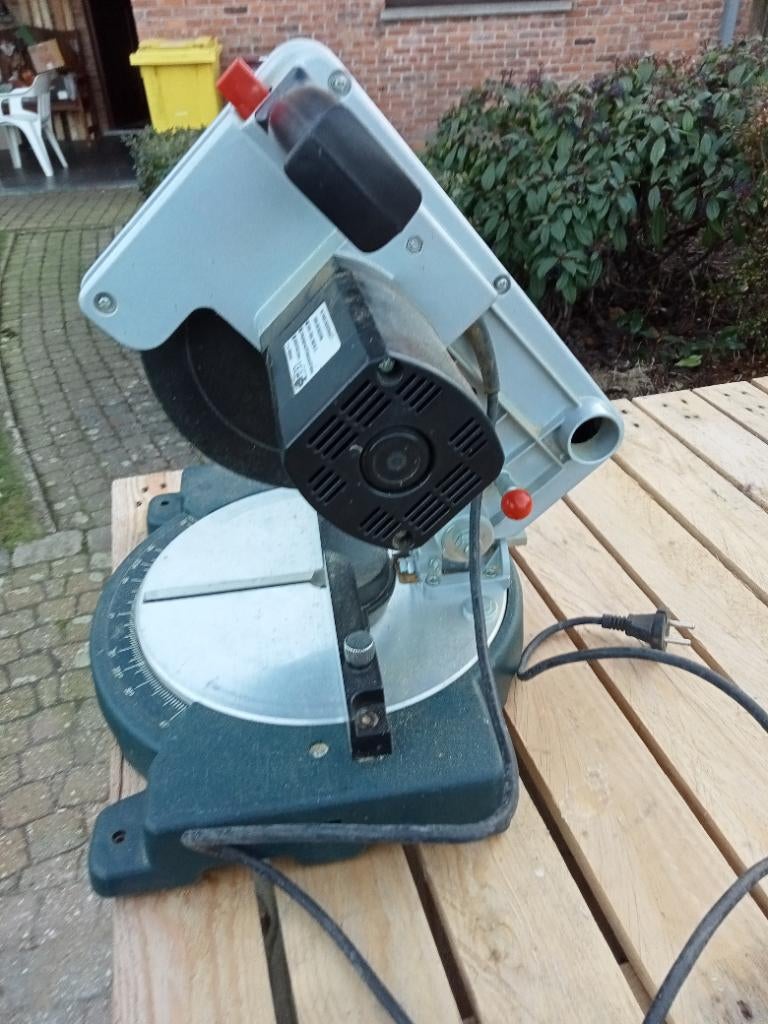Zaagmachine PowerPlus, Ophalen, Zo goed als nieuw, Afkortzaag