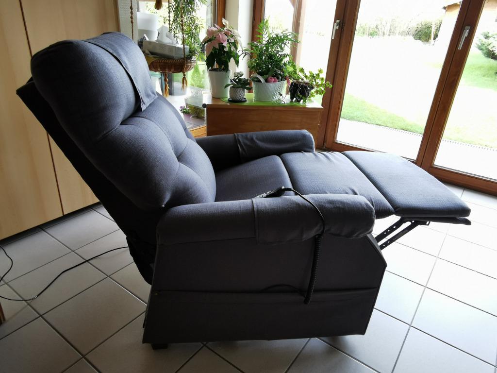 Fauteuil releveur Confort Classic 2 moteurs de marque Golden, Maison & Meubles, Fauteuils, Comme neuf, Bois, Métal, Tissus, 75 à 100 cm