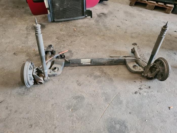 Arbre entraînement roue avant d'un Renault Twingo, Renault, -, 3 mois de garantie, Utilisé