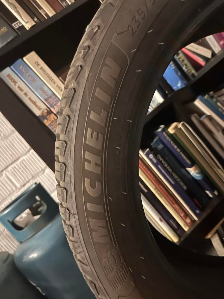 Michelin crossclimate 2 suv, Ophalen, Zo goed als nieuw
