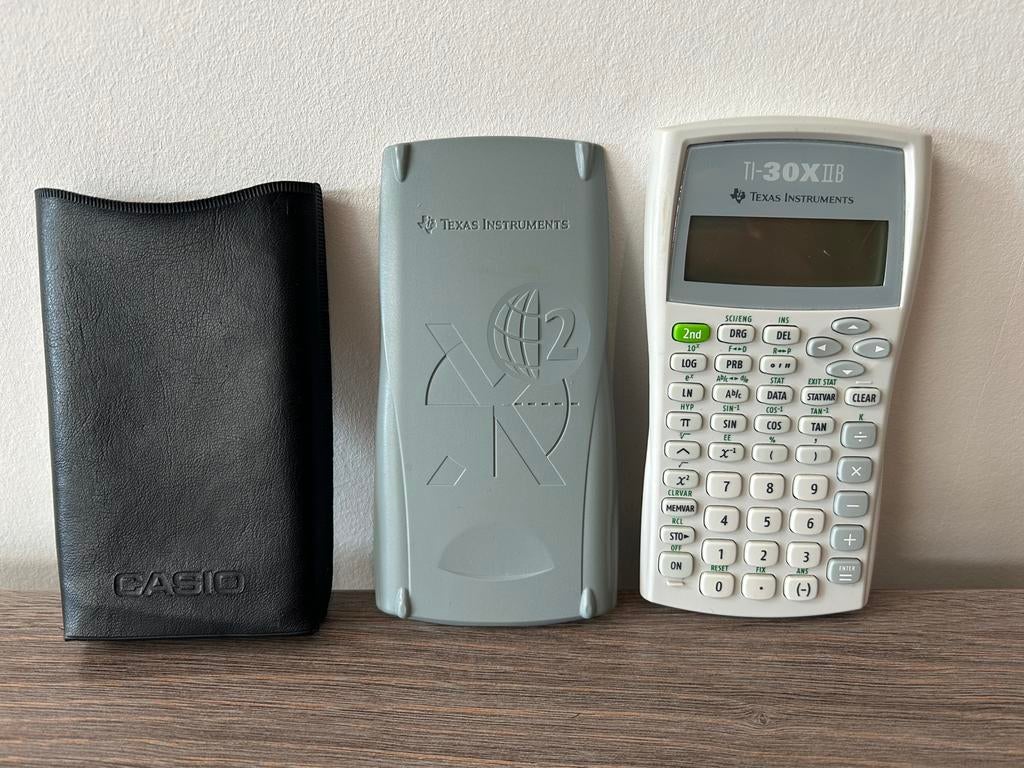 Texas Instruments TI-30X 2b rekenmachine, Divers, Calculatrices, Enlèvement, Utilisé