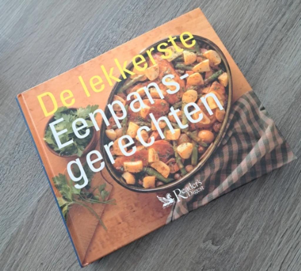 De lekkerste eenpansgerechten, Hoofdgerechten, Ophalen of Verzenden, Zo goed als nieuw, Europa