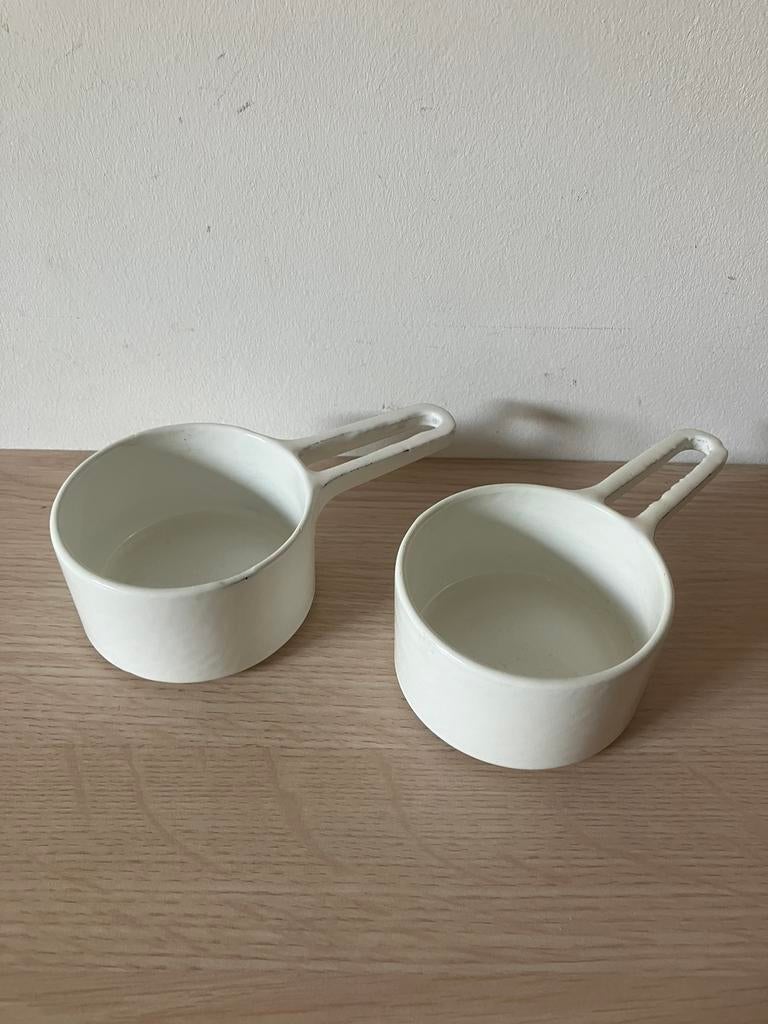 2 kleine gietijzeren potjes Castirone, Ophalen of Verzenden, Zo goed als nieuw