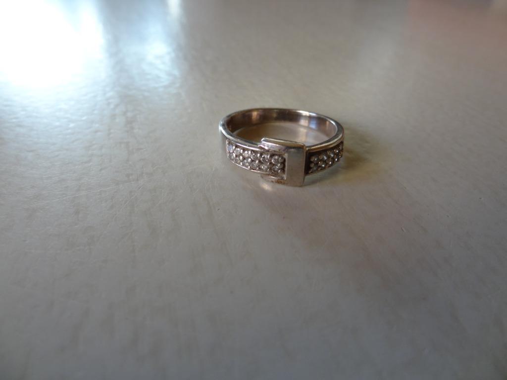 zilveren ring victoria (model met gesp), Handtassen en Accessoires, Ringen, 20 of groter, Ophalen of Verzenden, Zo goed als nieuw