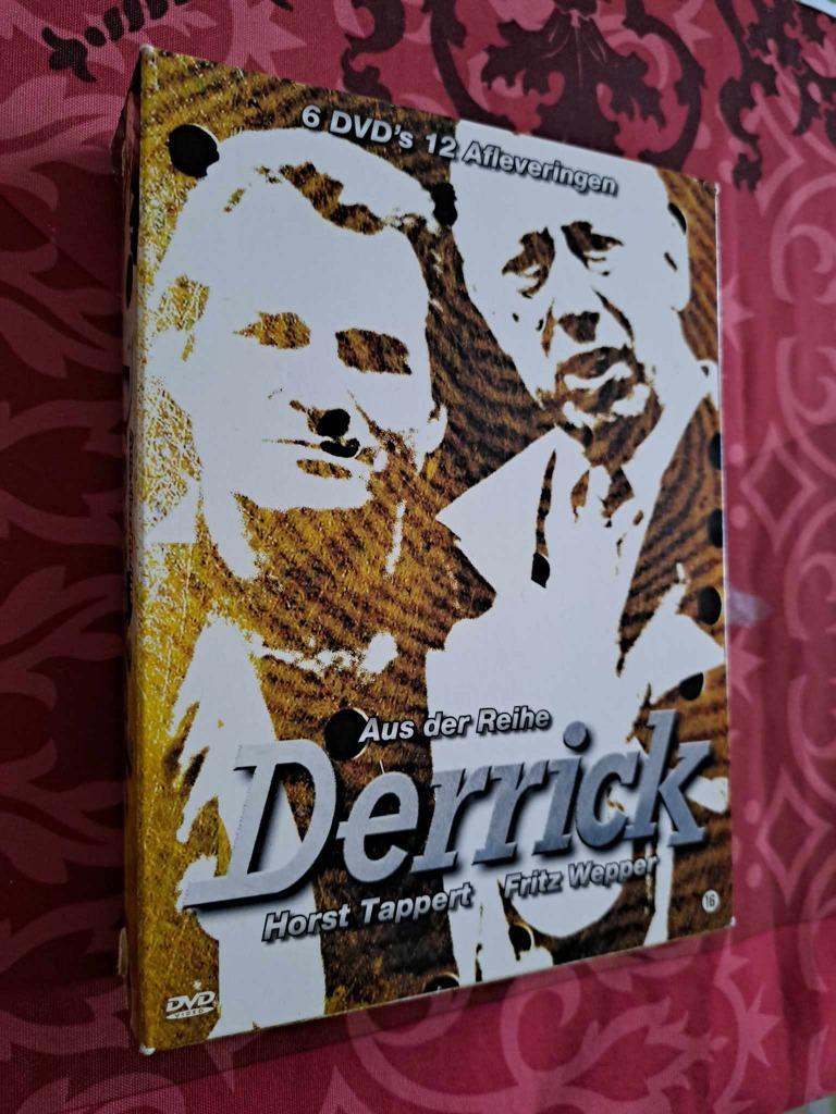 DERRICK  BOX, Cd's en Dvd's, Ophalen of Verzenden