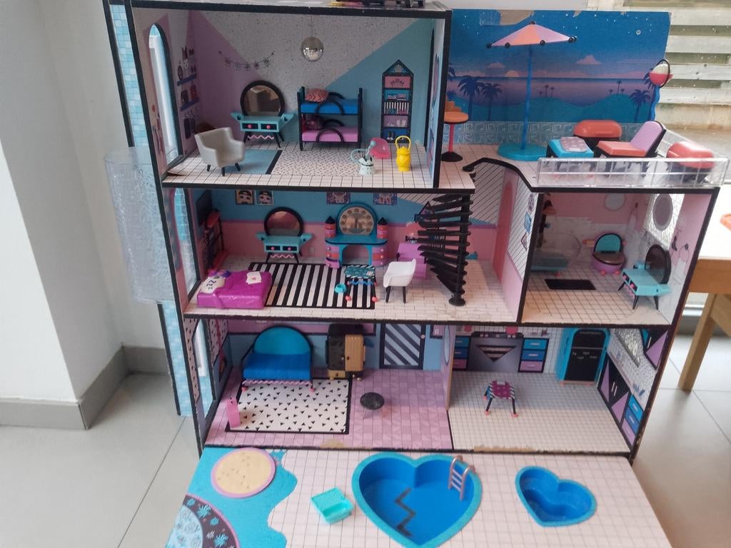Lol huis met autos, Enlèvement, Utilisé, Maison de poupées