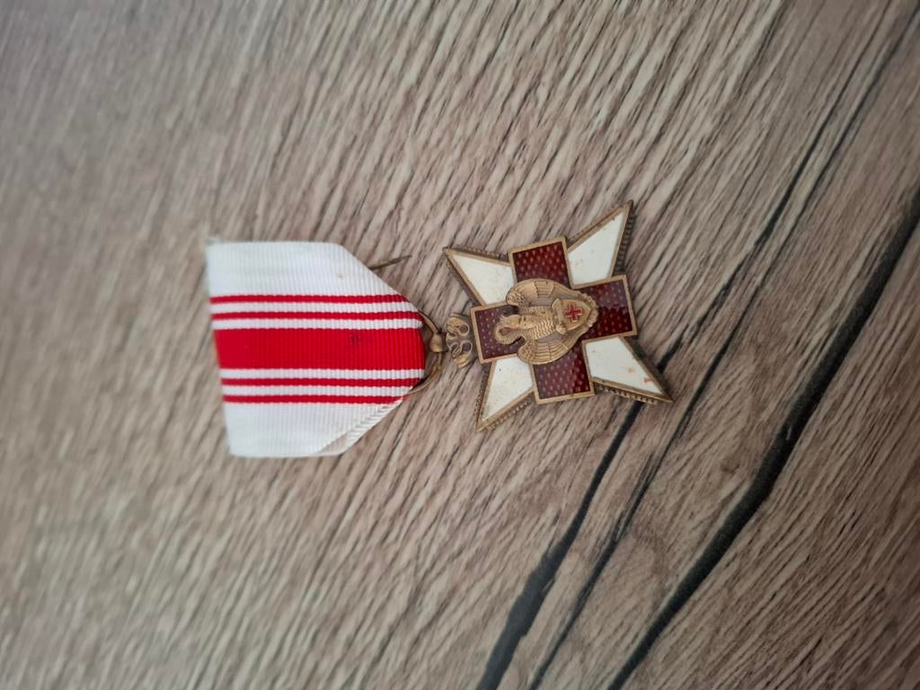 Medaille : rode kruis, Verzenden