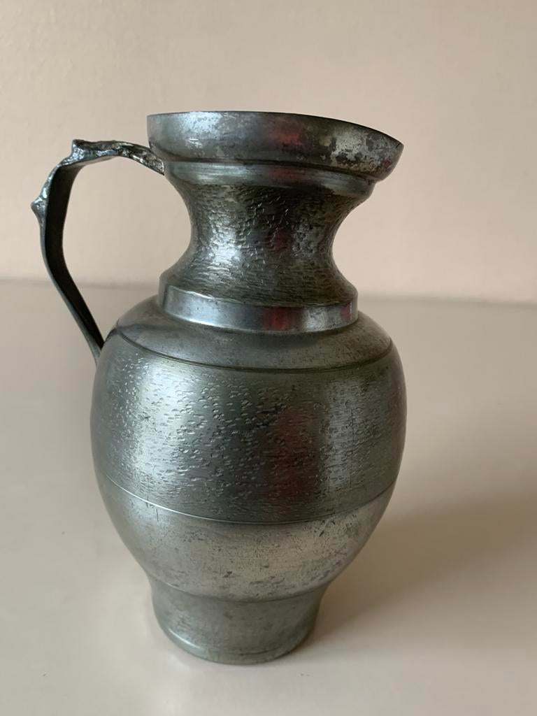 Cruche en étain, Enlèvement ou Envoi