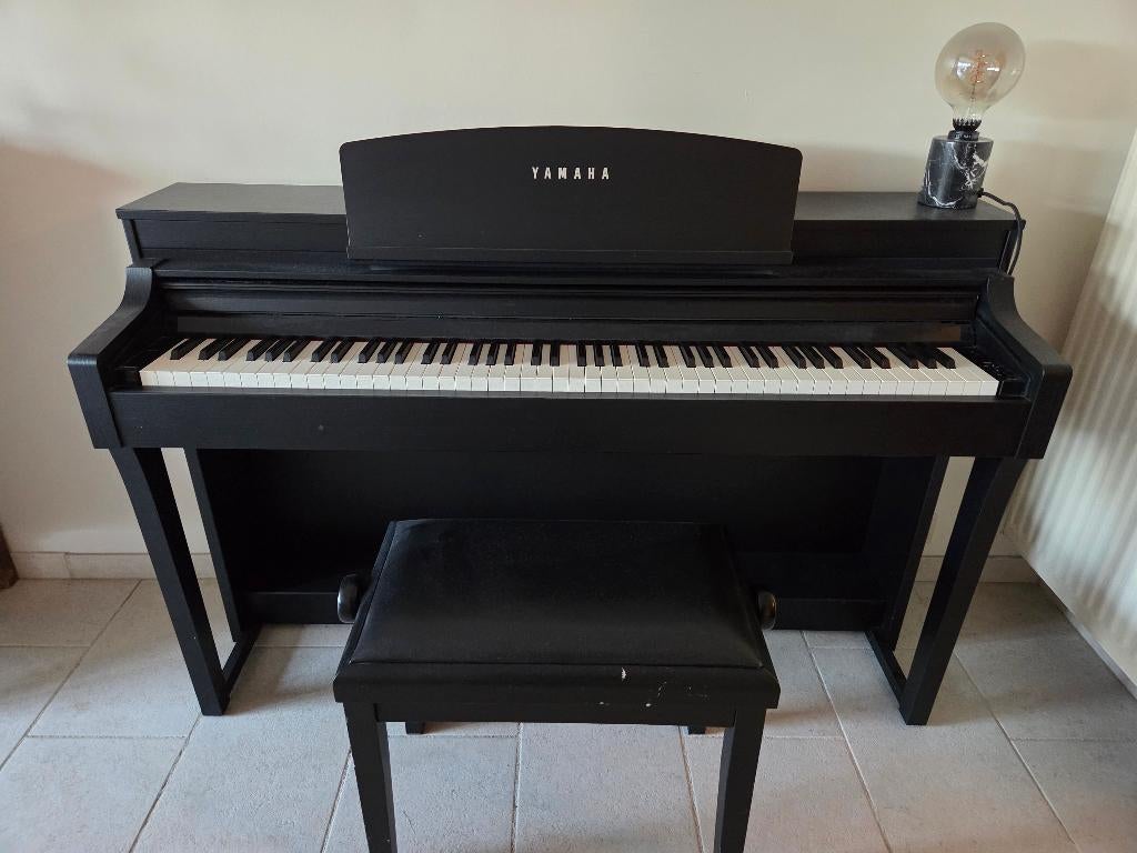 Yamaha CSP 170 Elektrische piano, Muziek en Instrumenten, Piano's, Zo goed als nieuw, Piano, Zwart, Digitaal, Ophalen