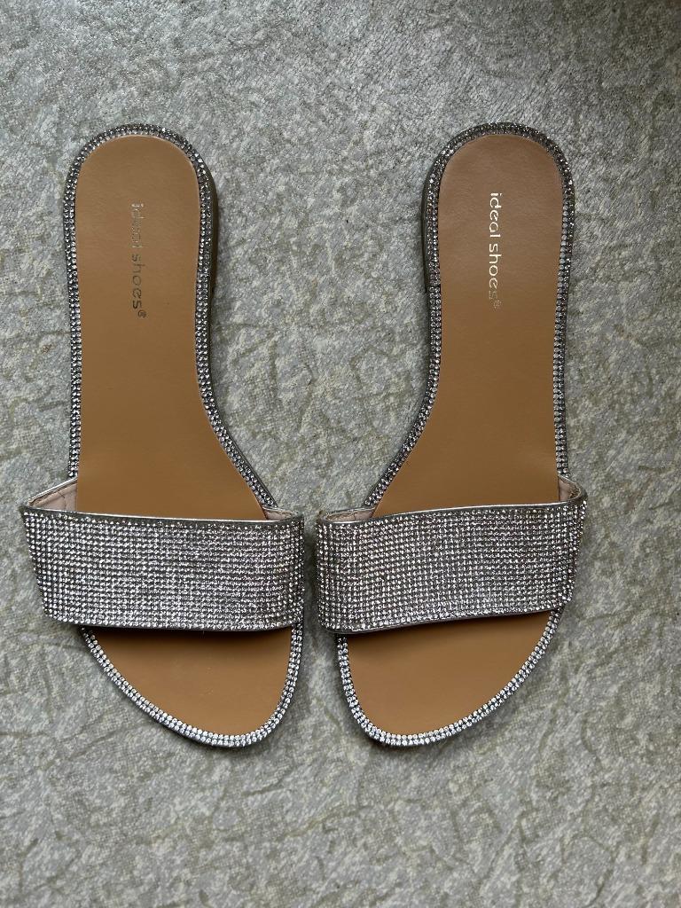 Slippers zilver maat 39, Kleding | Dames, Slippers, Ideal shoes, Ophalen of Verzenden, Zo goed als nieuw