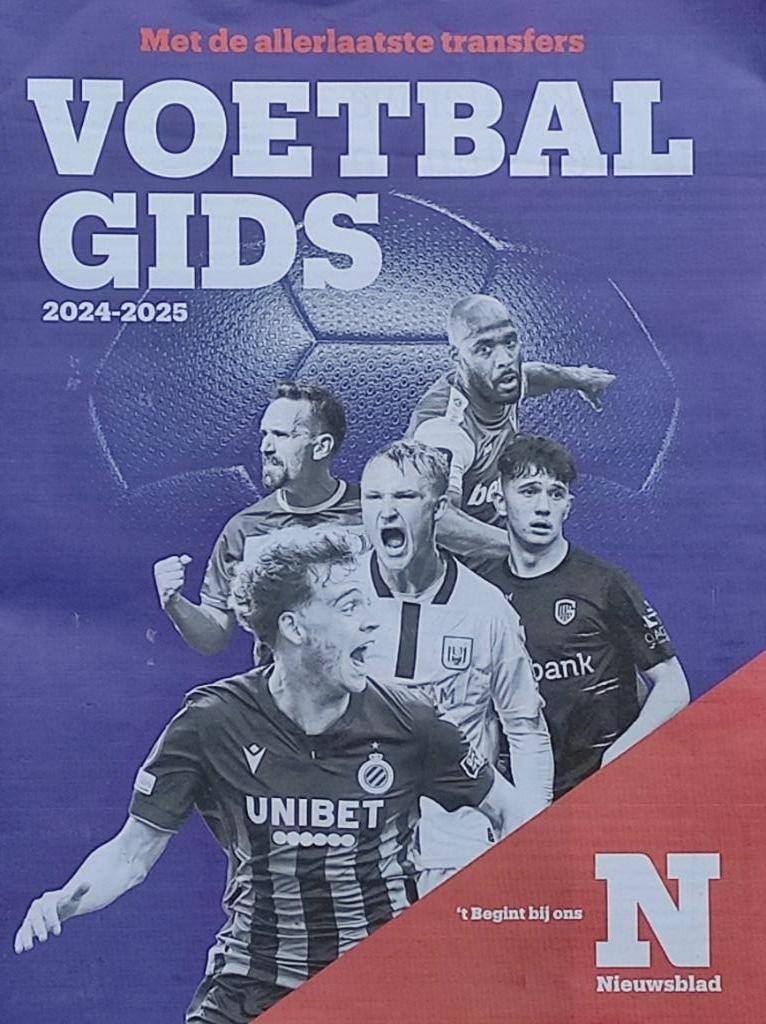 2 Voetbalgidsen 2024 -2025 van HLN en het N , zie foto's., Ophalen of Verzenden, Nieuw, Sport en Vrije tijd