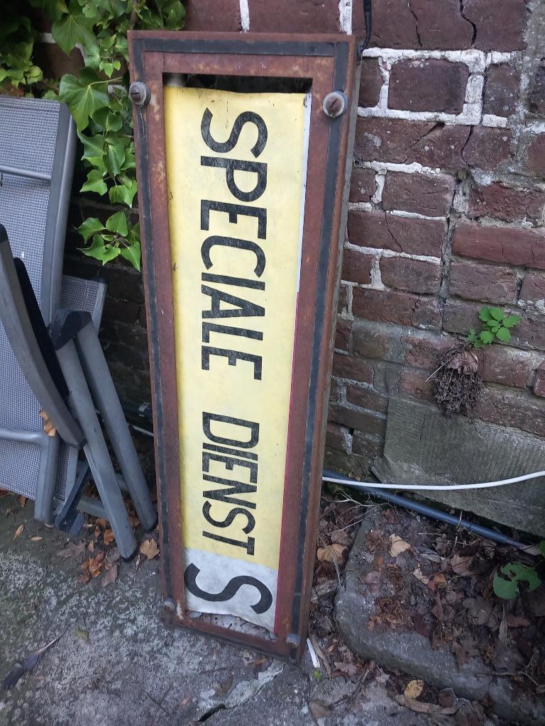 OUDE BUS BESTEMMING MELDER 40 euro, Enlèvement