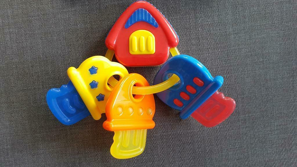 Speelgoed sleutels met muziekje, Ophalen, Zo goed als nieuw, Rammelaar