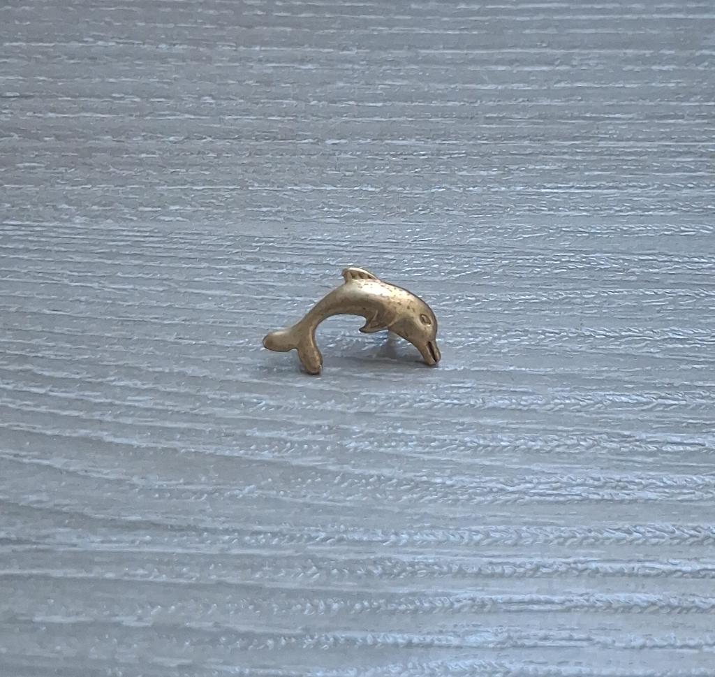 PIN - DOLFIJN - DAUPHIN - DOLPHIN, Verzenden, Gebruikt, Dier of Natuur, Speldje of Pin