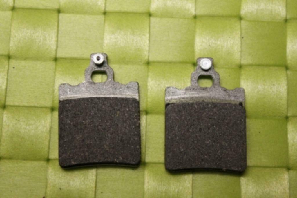Peugeot Ludix Rem-Pads  set, Fietsen en Brommers, Verzenden, Nieuw