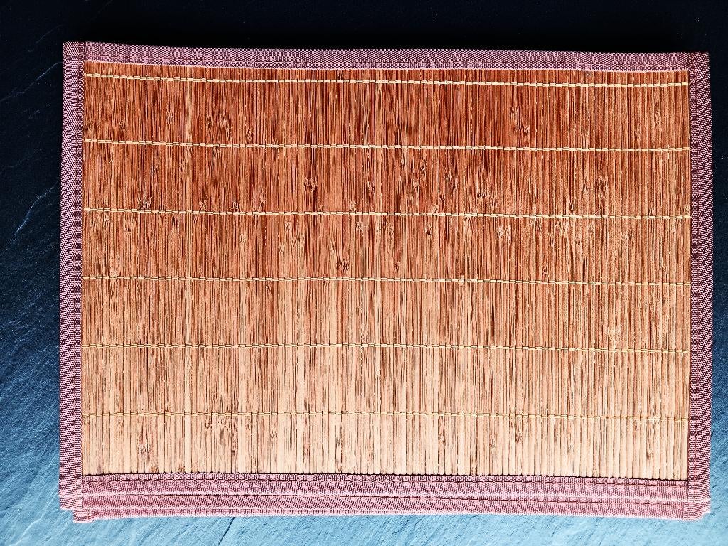 4 + 2 Exotische  bamboo placemats, Ophalen