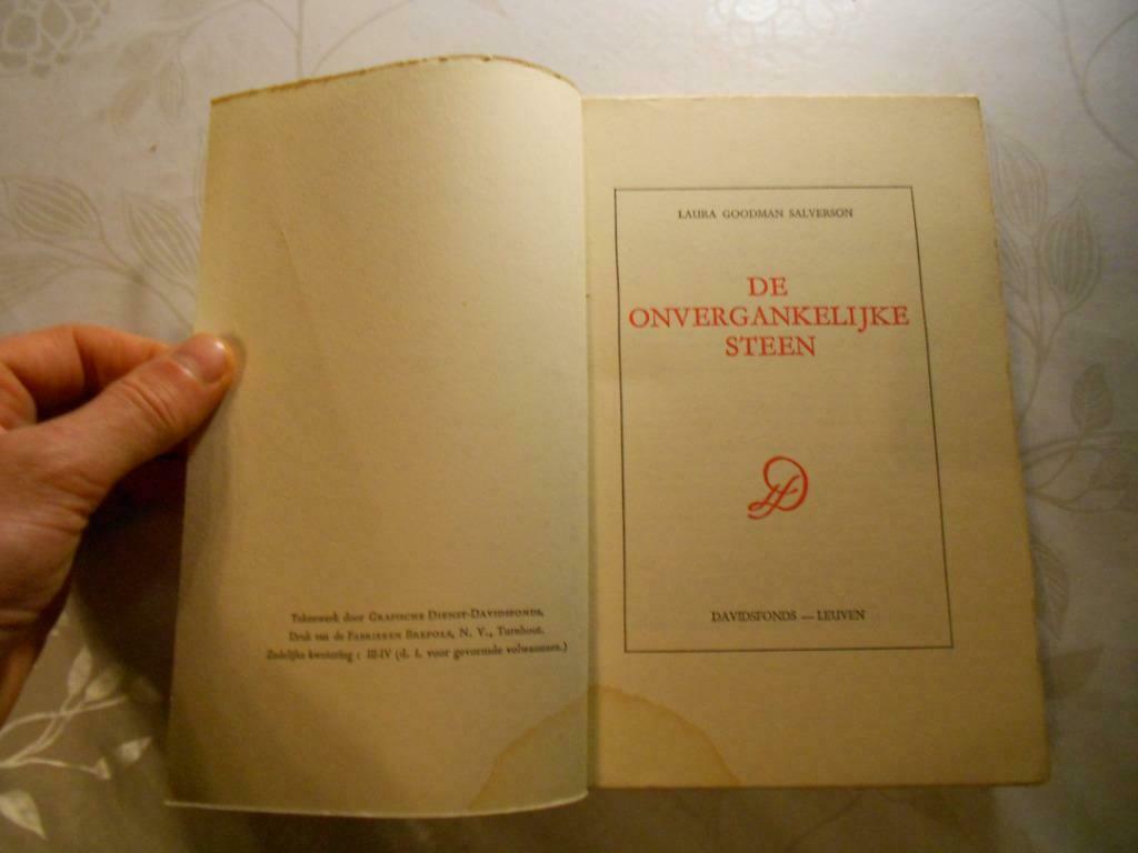 Laura Goodman Salverson, "De onvergankelijke steen", Enlèvement ou Envoi, Laura Goodman Salverson, Utilisé, Europe autre