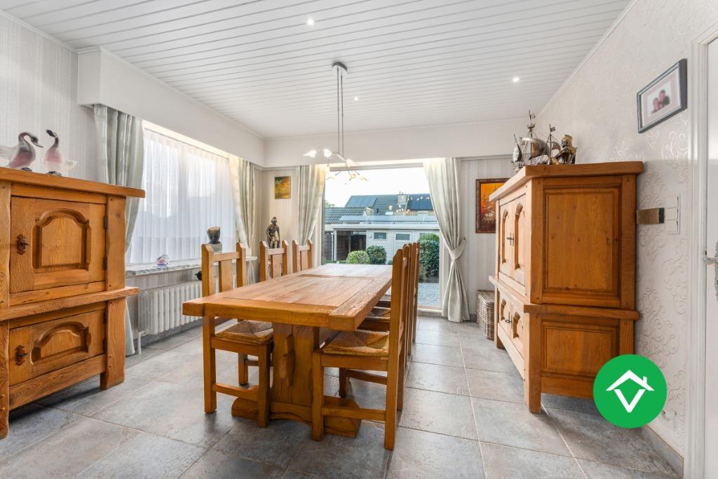 Alleenstaande woning met 4 slaapkamers te Eernegem, Benedenwoning, Eernegem, 170 m², 500 tot 1000 m²