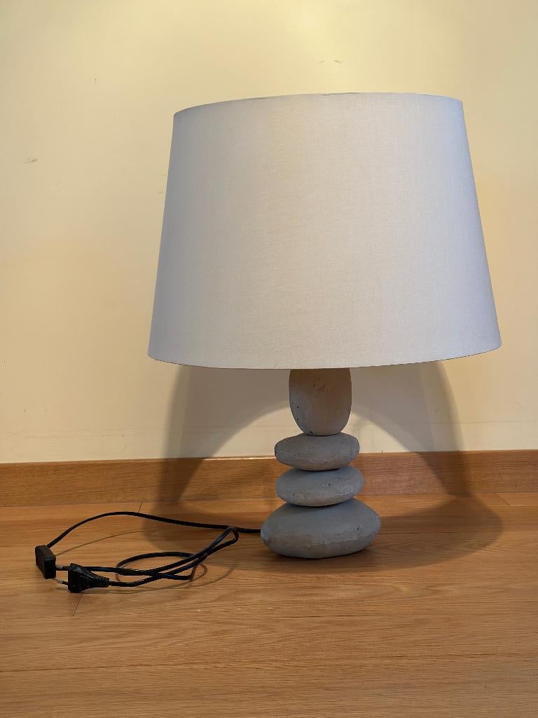 Grande lampe de table "galets", Tissus, Enlèvement, Utilisé, Galets