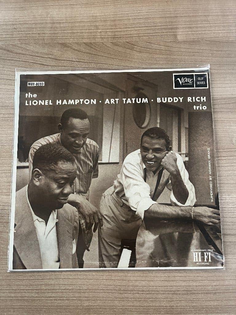 THE LIONEL HAMPTON - ART TATUM - BUDDY RICH TRIO, LP, Enlèvement ou Envoi, Utilisé, Housse de protection extérieure