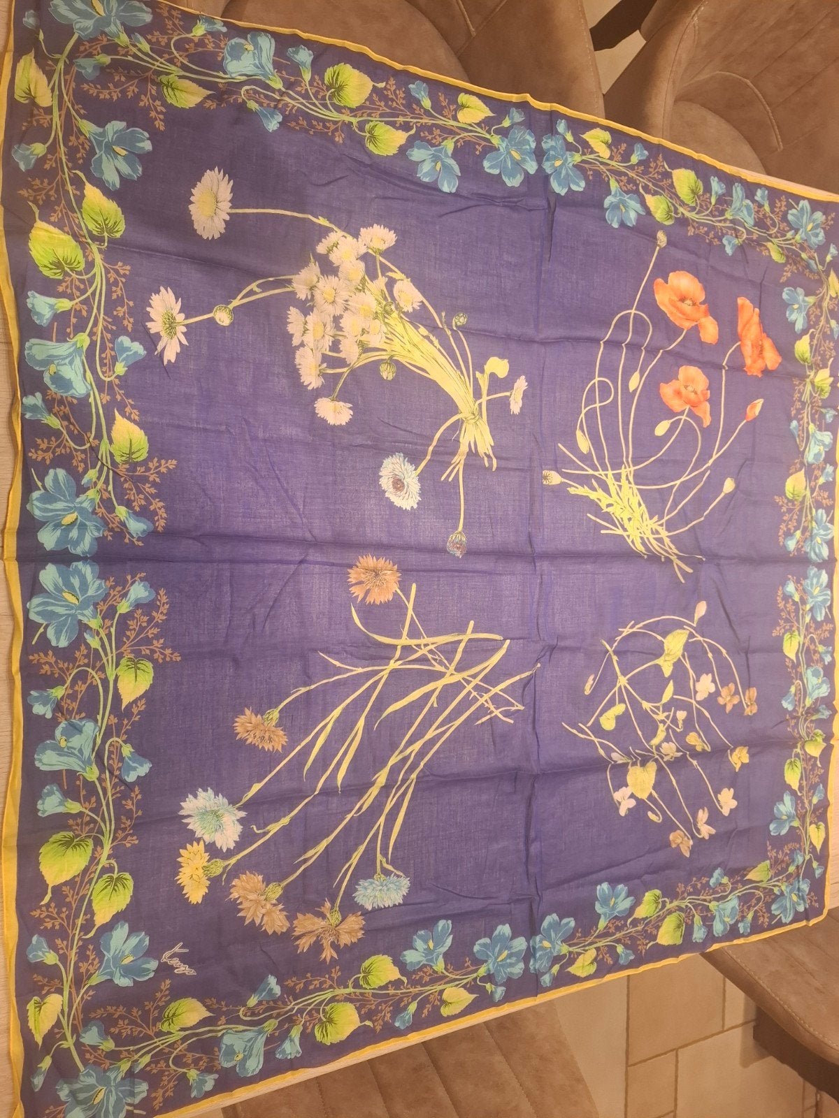 Zijde sjaal/silc scarf Kenzo, Ophalen