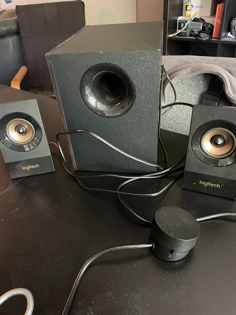 Logitech speakers, Informatique & Logiciels, Enlèvement