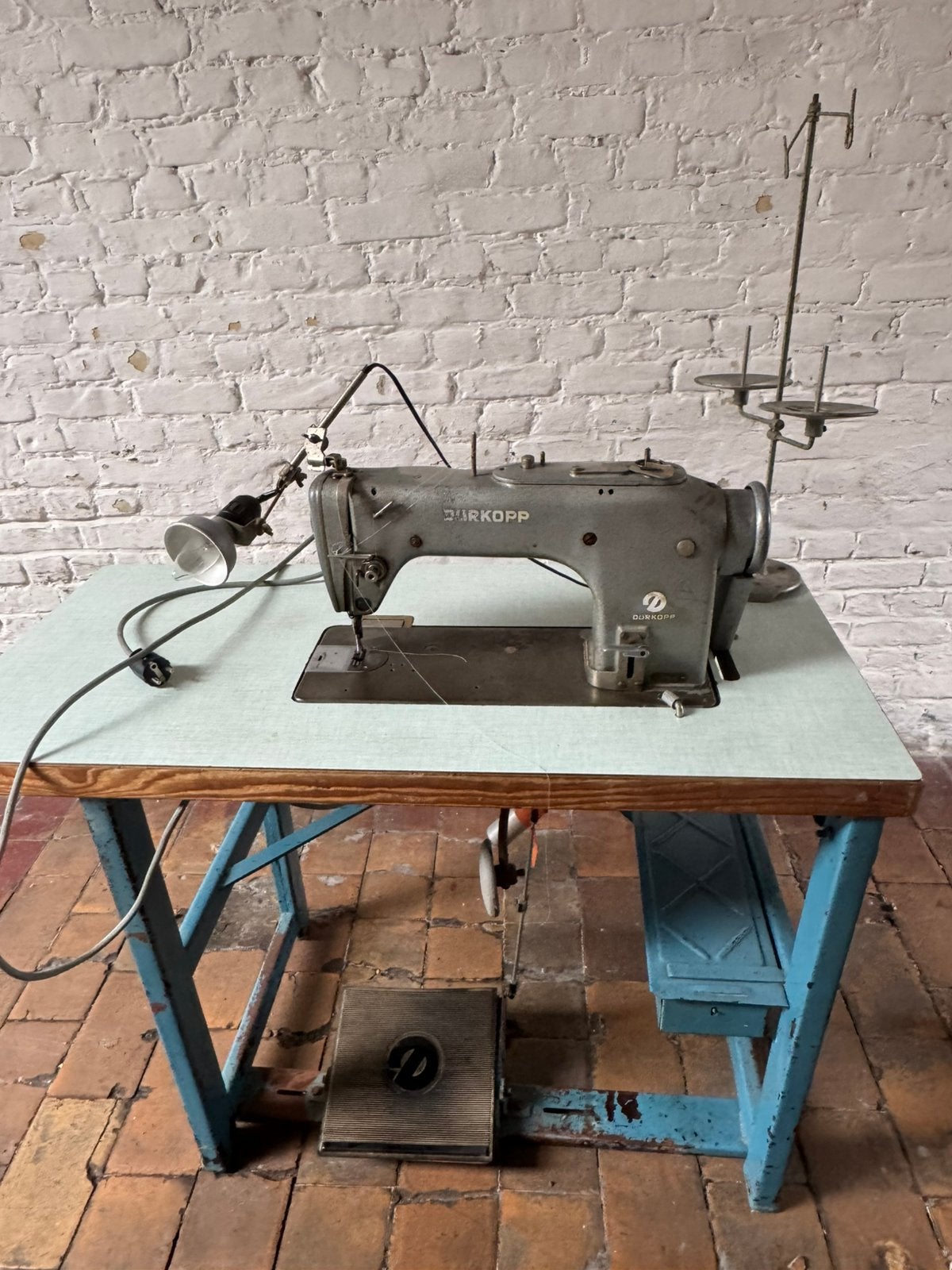 DURKOPP industriële naaimachine., Hobby en Vrije tijd, Naaimachines en Toebehoren, Gebruikt, Naaimachine, Industrieel, Ophalen